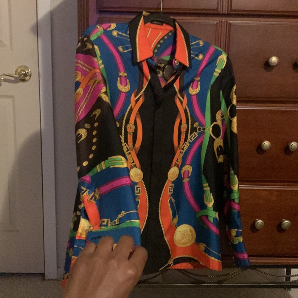 Authentic Versace Silk Shirt / Pristine Condition - Picture 2 of 6
